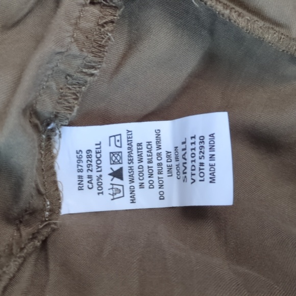 Elan Blouse long sleeve color green olives size Small - Picture 7 of 7